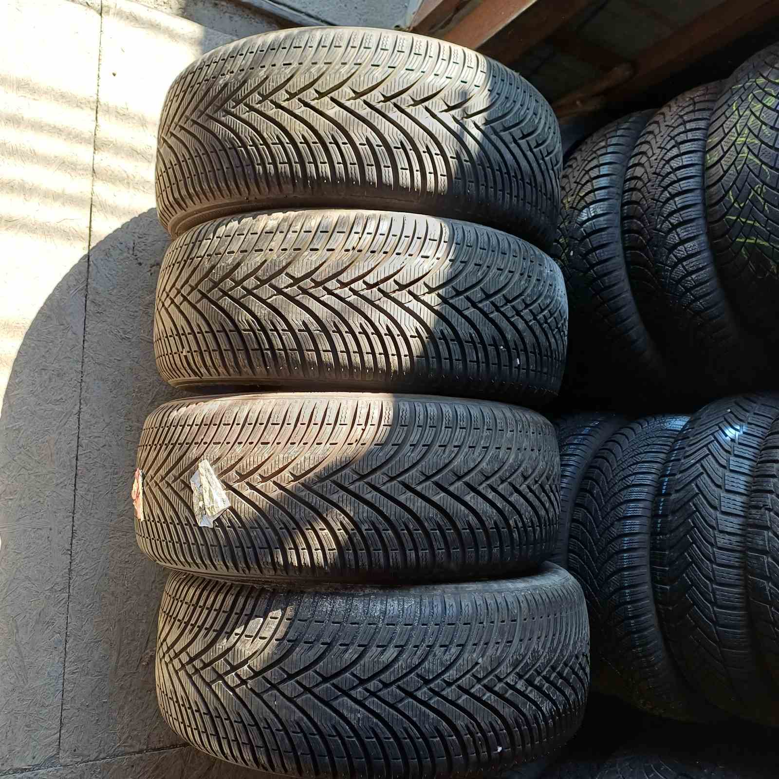 Kleber Krisalp HP3 215/55R18